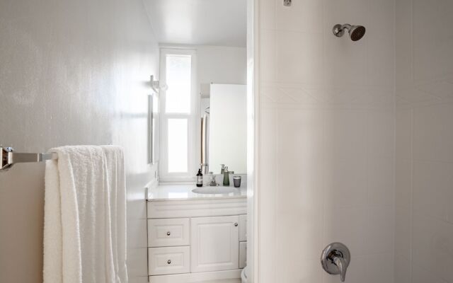 WanderJaunt - Alessio - 2BR - Point Loma