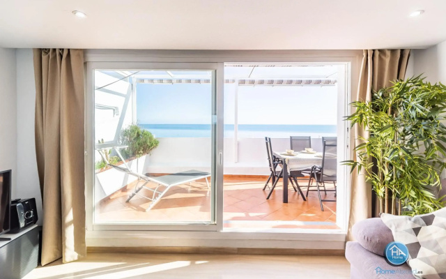 HomeAbroad Apartments - Ático Deluxe Fuengirola with FREE Parking
