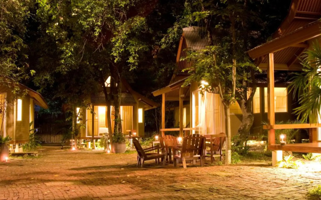 Veranda Lodge Hotel