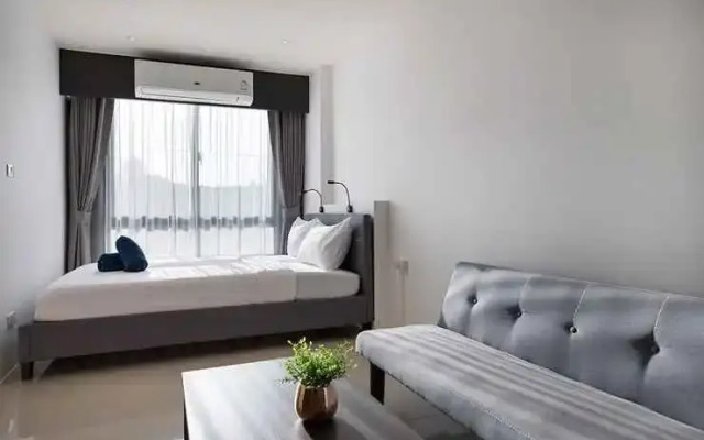 Studio Central Hillview A901