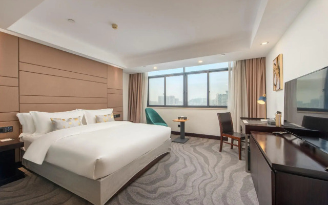 Zenith International Hotel