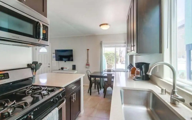 Manhattan Shores 1C