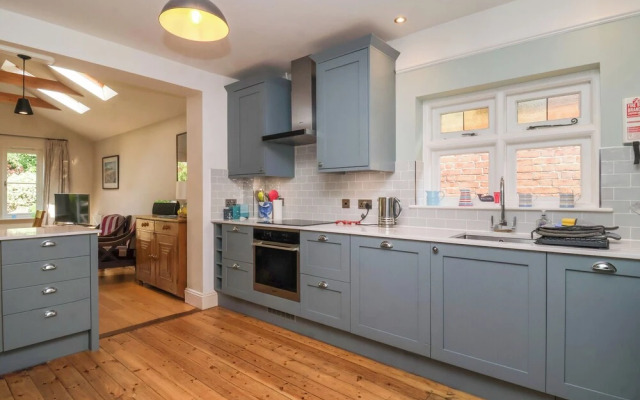 Samphire House