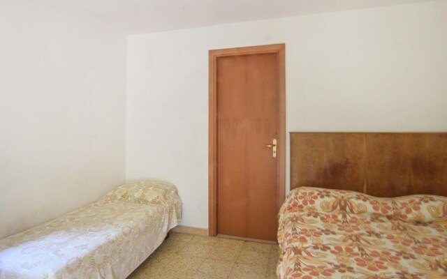 Nice Home in Ciminà With 4 Bedrooms and Wifi