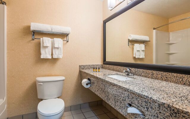 Best Western Plus Howe Inn