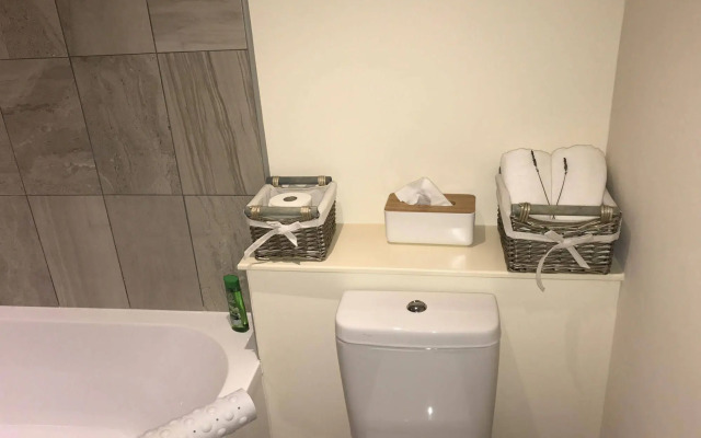 The Lodge at Broadway