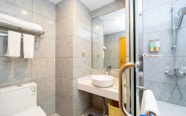 New pearl Hotel – Bathroom – Dongfang