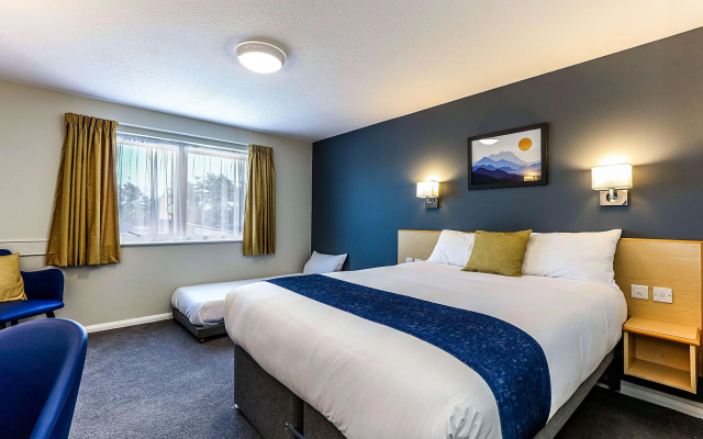 Days Inn By Wyndham Fleet M3