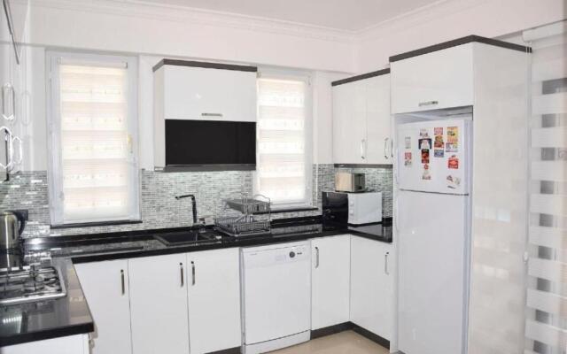 Villa Paradise Found