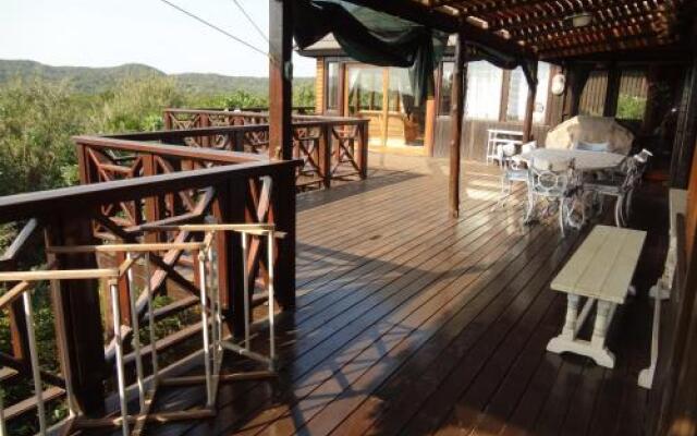 Dolphin Lodge