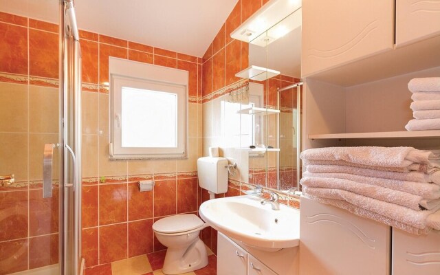 Beautiful Home in Betiga With Wifi and 4 Bedrooms