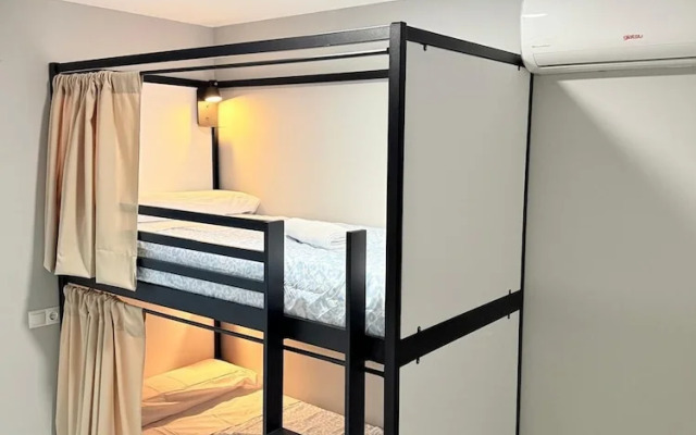 Hostel Vam Torrejon