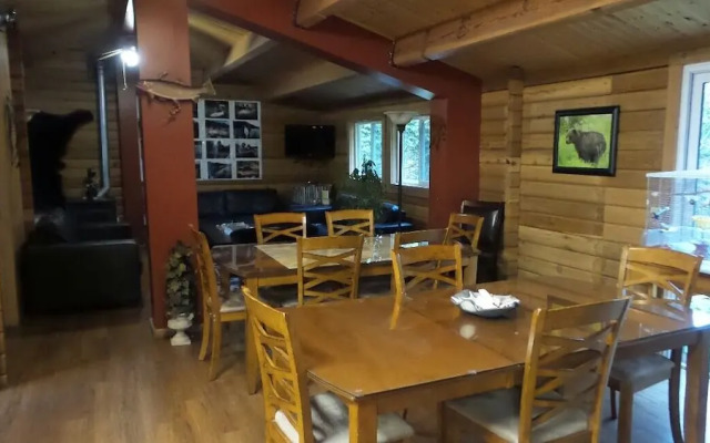 Kitimat Lodge
