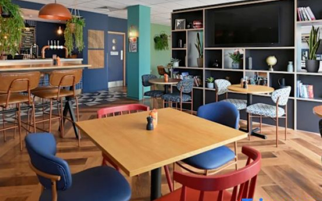 Travelodge London Acton
