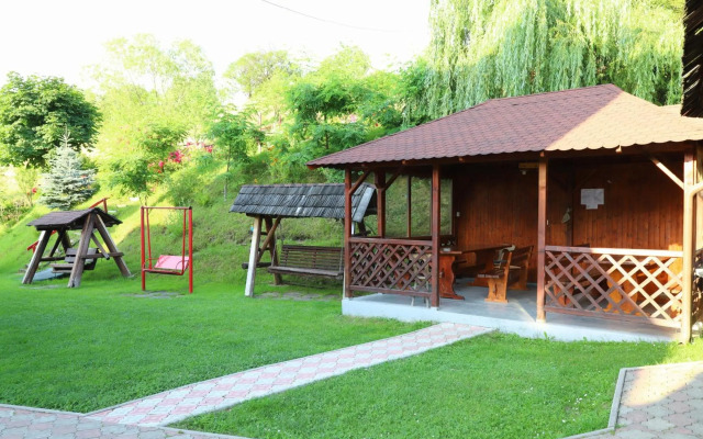 Pensiunea Dealul Frumos