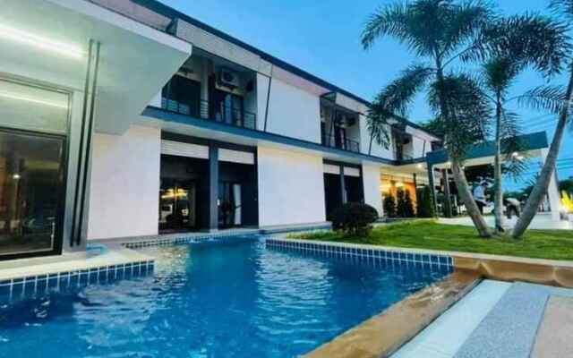 The Phutawan Boutique @ Chiewlarn