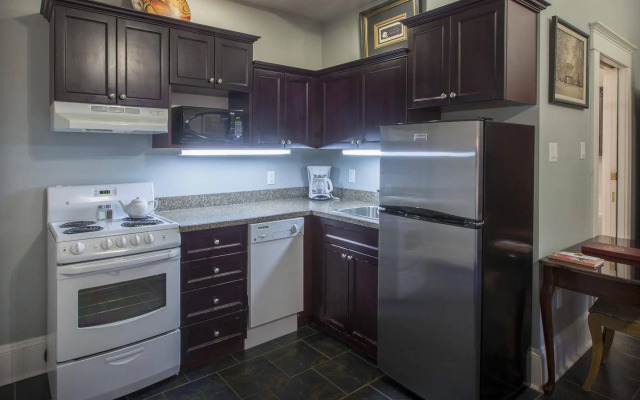 Chipman Hill Suites on Union