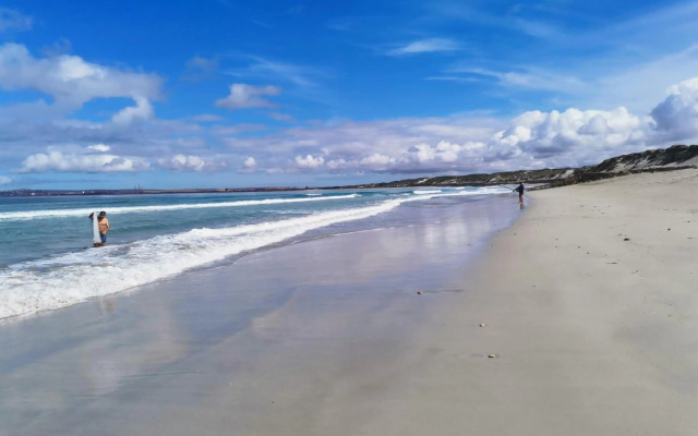 Paradise Beach Apartments Langebaan 4 Elara