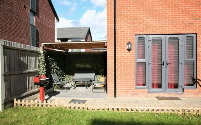 NEW Vibrant 3BD House in Coventry West Midlands