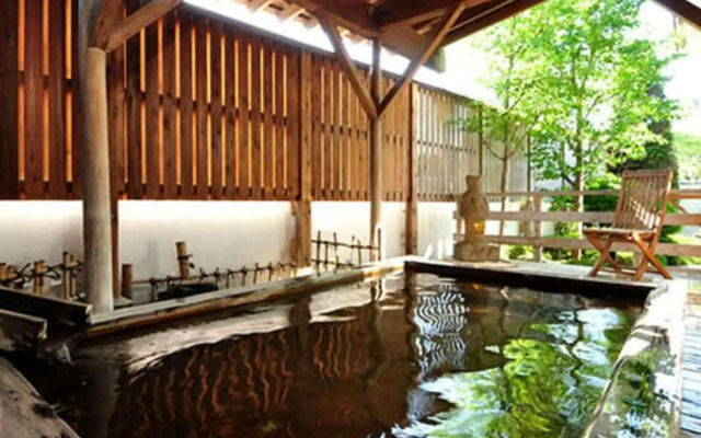 Kansuien Kakuraku