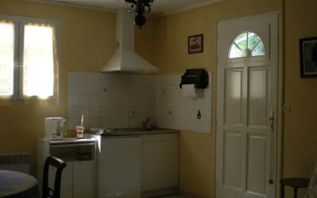 Holiday home Yvernat