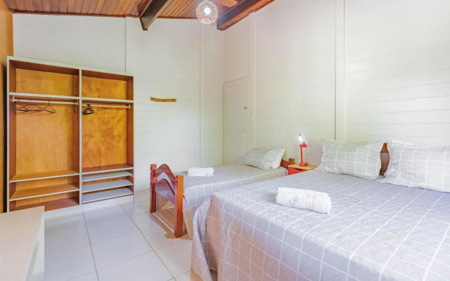 VT04 Excelente Casa 3 Quartos e Piscina