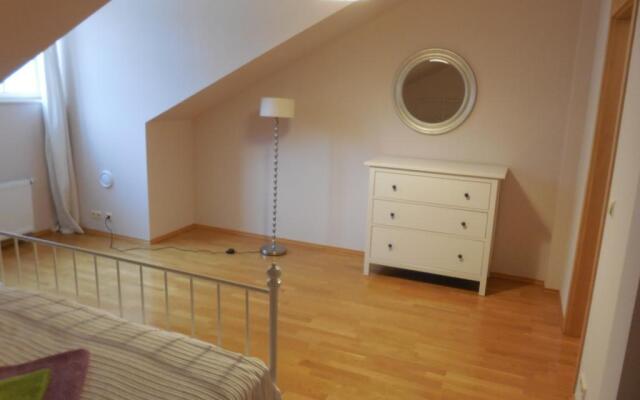 Bredovský dvůr Apartment
