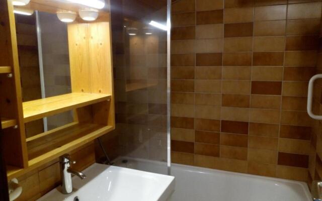 Appartement Les Allues-Méribel, 2 pièces, 4 personnes - FR-1-355-61