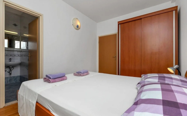 Ruzi - Family and Friends - A1