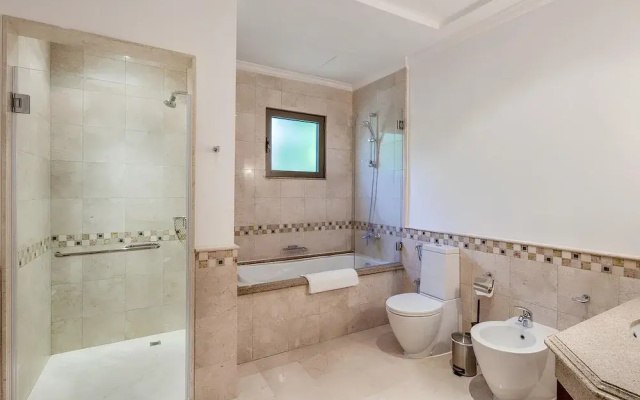 Private Palm Villa - Mint Stay