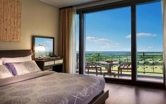 Jeju Hue Resort