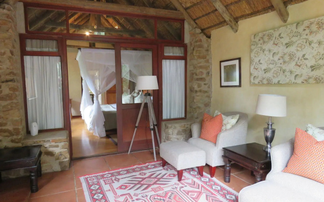 Woodbury Lodge - Amakhala Game Reserve