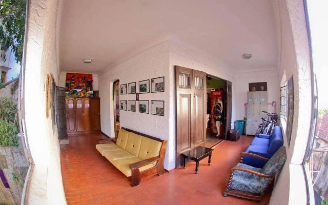 Pura Vida Hostel