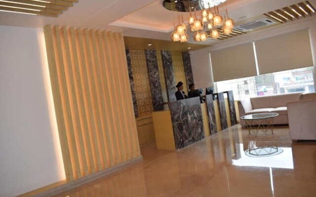 Hotel Deep Clarks Inn Lucknow