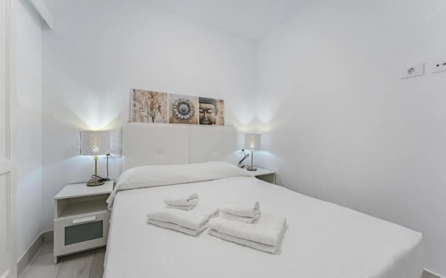 303. MODERN, SUNNY IFONCHE WITH WiFi