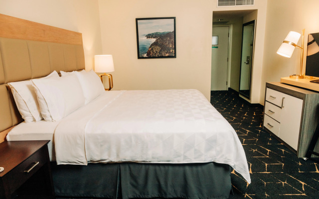 Holiday Inn San Salvador by IHG
