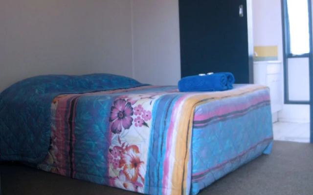 Billabong Hotel Motel