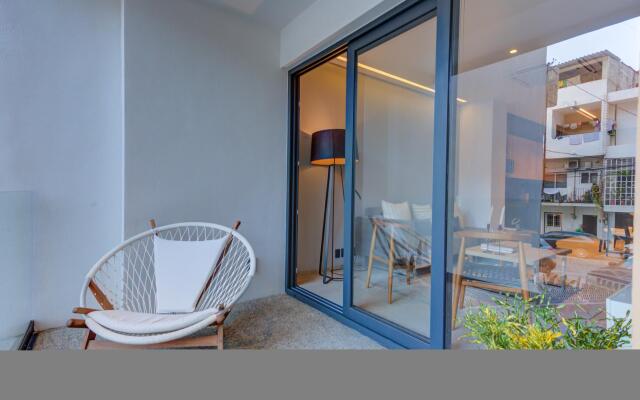 Sailview 801 Romantic Zone Rooftop Pool Ocean Views
