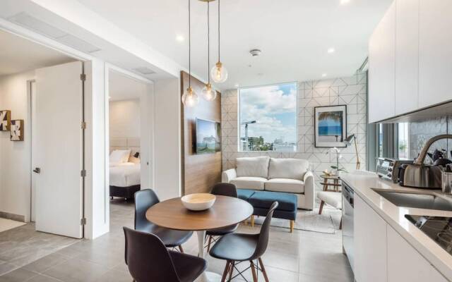 Luxury 2 Bedroom apt in Miami Beach