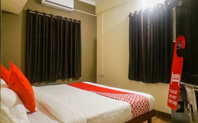 OYO Flagship 13612 PK Residency