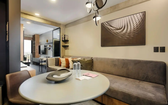 w Lovely 1BR w Private Balcony in Tabacalera