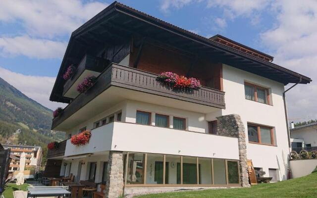Pension Tirol