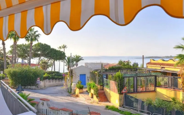 Gianni - One Bedroom