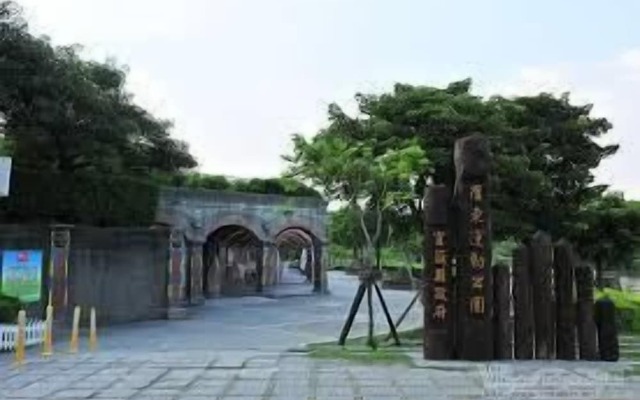 Loha Family Beachside Homestay