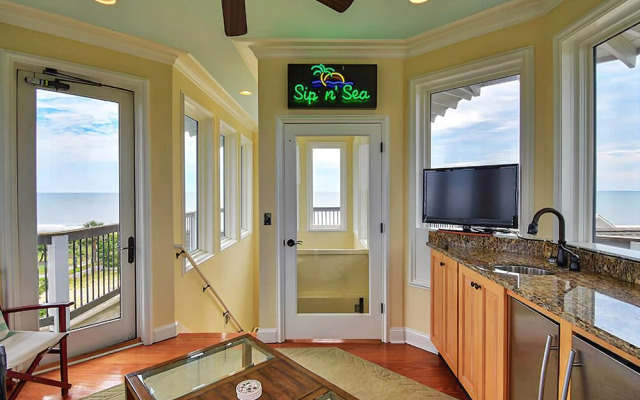 120 We Shell Sea 8 Br Home by RedAwning