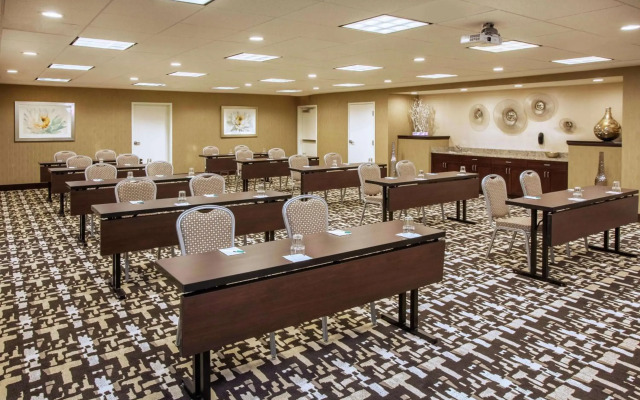 Homewood Suites by Hilton Munster