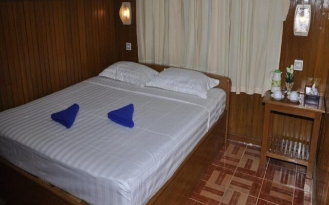 Shwe Nadi Guest House