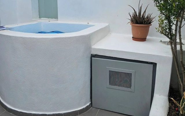 The Muse Of Santorini - Jacuzzi Suites