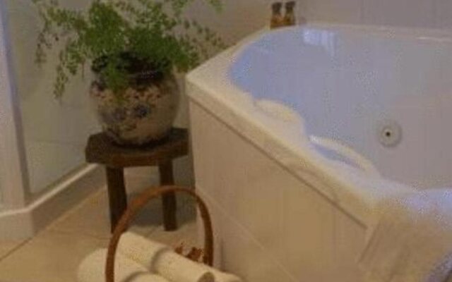 Misty Peaks Guesthouse