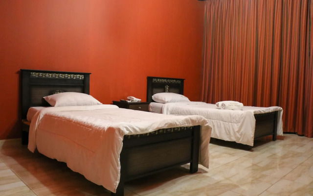 Grand Suites Hotel